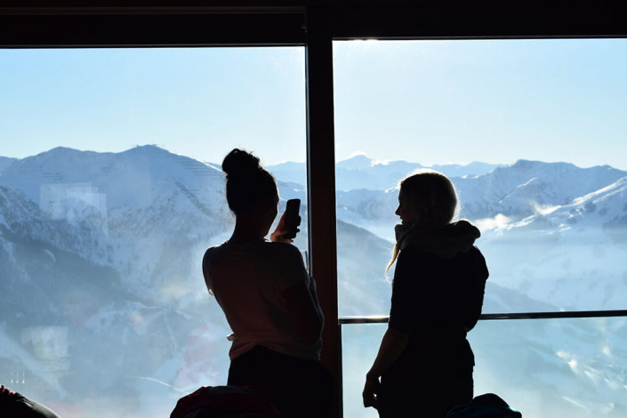 Montana Royal drinks & beverage. Alpinclub Saalbach Hinterglemm. Gipfelstation Kohlmaisbahn