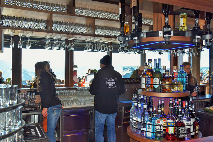 Montana Royal drinks & beverage. Alpinclub Saalbach Hinterglemm. Gipfelstation Kohlmaisbahn