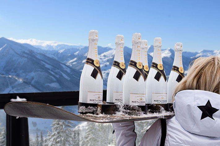 Montana Royal Alpin Club Champagner, Montana Royal Alpin Club. Gipfelstation Kohlmaisbahn Saalbach Salzburger Land