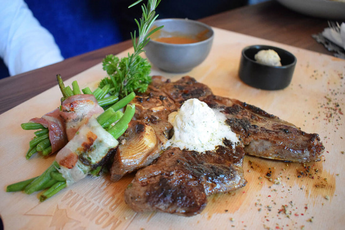 Montana Royal Food & Beverage. Apres Ski Club / Alpin Club Saalbach Hinterglemm