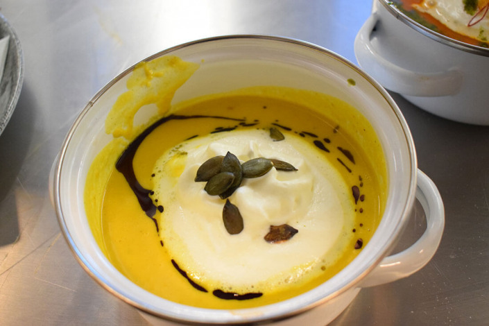 Montana Royal Food & Beverage. Apres Ski Club / Alpin Club Saalbach Hinterglemm