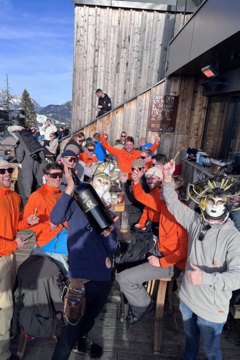 Pure emotions / MR Saalbach, Apres Ski Saalbach Montana Royal. Skihütte Kohlmais, Saalbach Salzburg. Alpin Club, Clubmusic Party, Events, Essen, Trinken, Feiern